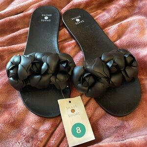 Shade & Shore Black Floral Sandals NWT Mallory